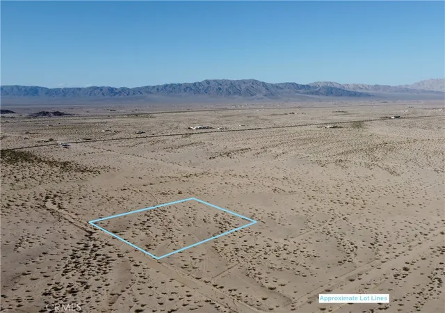 Homes for sale in 29 Palms, CA | 1 Zircon Ave, 29 Palms, CA 92277 | MLS# JT26021580