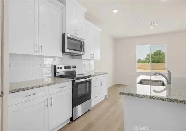 3rd image of 14563 Indigo, Apple Valley, CA 92307 | MLS# SW26021644