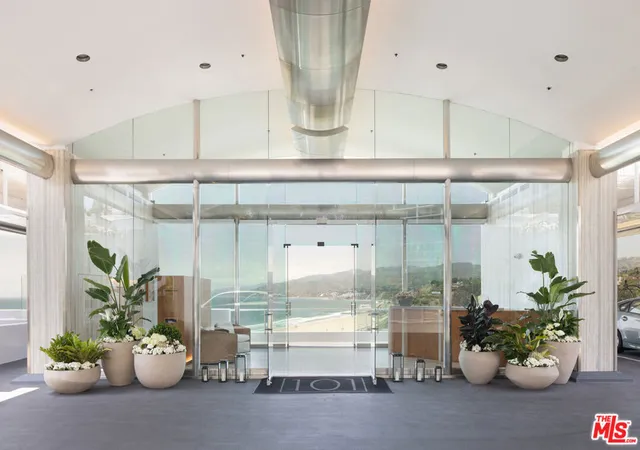 Photo 2 of Condo for sale at 101 Ocean Ave #F402, Santa Monica, CA 90402 | MLS# 26644061 | Listing updated on 2026-09-18