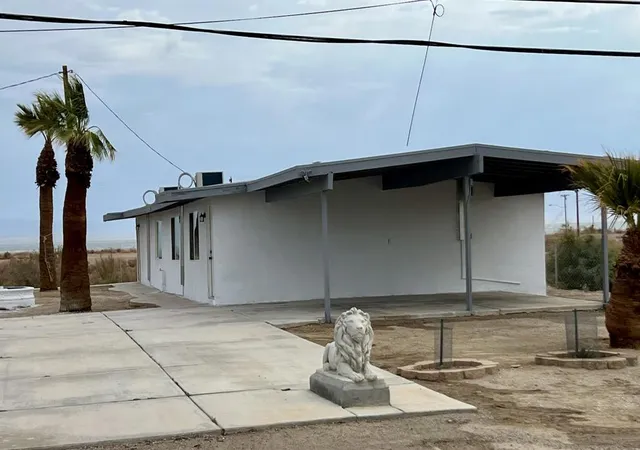 2nd image of 2542 Sea View Dr, Thermal, CA 92274 | MLS# 219142327DA