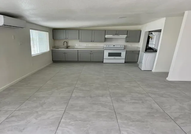 4th image of 2542 Sea View Dr, Thermal, CA 92274 | MLS# 219142327DA