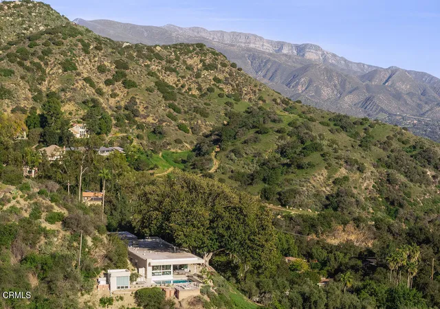 Homes for sale in Ojai, CA | 1465 Foothill Rd, Ojai, CA 93023 | MLS# V1-34392
