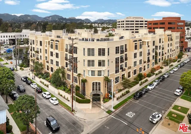 Photo 2 of Condo for sale at 11847 Gorham Ave #406, Los Angeles, CA 90049 | MLS# 26645277 | Listing updated on 2026-09-30