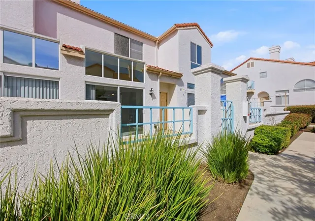 Photo 2 of Condo for sale at 29525 Cara, Temecula, CA 92591 | MLS# SW26021778 | Listing updated on 2026-10-02