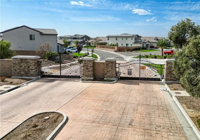 Homes for sale in Dinuba, CA | 1267 Gold King Pl Cir, Dinuba, CA 93618 | MLS# FR26021779