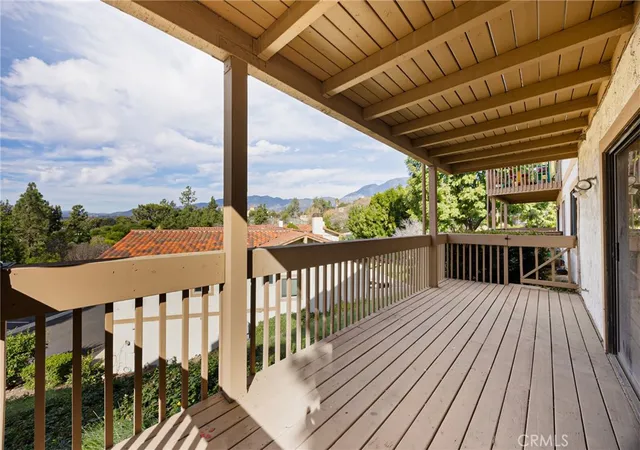 Listing Photo 2 - Condo for sale in building located at 8052 Valle Vis, Rancho Cucamonga, CA 91730