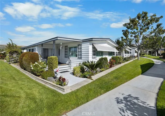 Photo 3 of Manufactured home for sale at 16902 Lake Pleasant Ln #216, Yorba Linda, CA 92886 | MLS# PW26021738 | Listing updated on 2026-09-30
