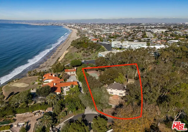 Photo 2 of Single family home for sale at 2109 Rosita Pl, Palos Verdes Estates, CA 90274 | MLS# 26642297 | Listing updated on 2026-09-29