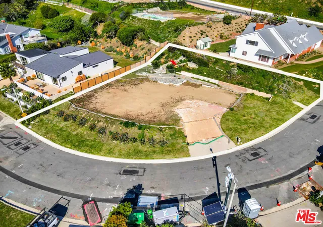 Photo 3 of Land for sale at 20325 Seaboard Rd, Malibu, CA 90265 | MLS# 26643373 | Listing updated on 2026-09-28