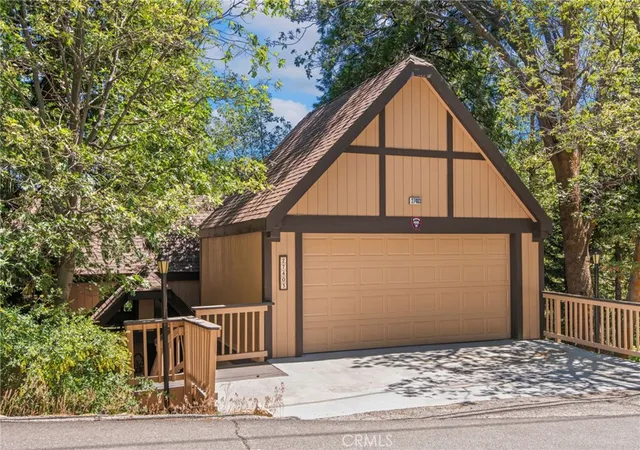 Homes for sale in Lake Arrowhead, CA | 27403 Alpen Dr, Lake Arrowhead, CA 92352 | MLS# CV26021957