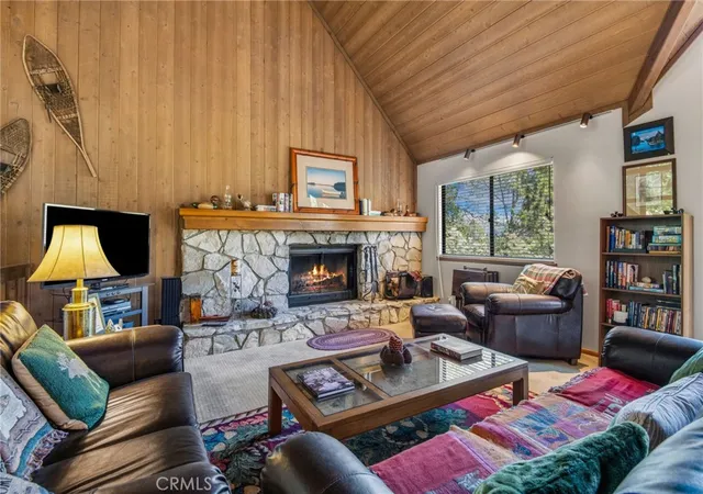 Homes for sale in Lake Arrowhead, CA | 27403 Alpen Dr, Lake Arrowhead, CA 92352 | MLS# CV26021957