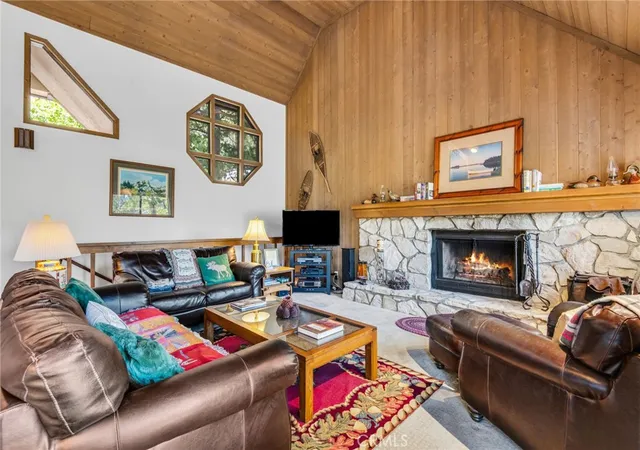 Homes for sale in Lake Arrowhead, CA | 27403 Alpen Dr, Lake Arrowhead, CA 92352 | MLS# CV26021957