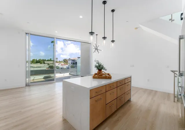 Homes for sale in Carlsbad, CA | 2648 State Street, Unit #E, Carlsbad, CA 92008 | MLS# NDP2600988