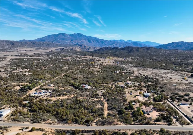 3rd image of 1 Chapman Rd, Anza, CA 92539 | MLS# SW26022464