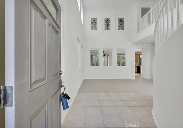 5th image of 11205 Salerno, Porter Ranch, CA 91326 | MLS# SR25268307