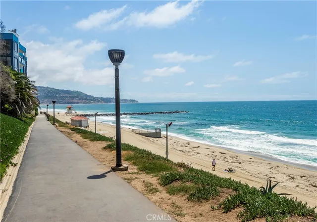 Homes for sale in Redondo Beach, CA | 565 Esplanade, Redondo Beach, CA 90277