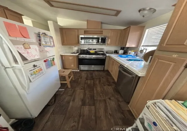 Photo 3 of Manufactured home for sale at 1684 Whittier Ave #20, Costa Mesa, CA 92627 | MLS# PW26021640 | Listing updated on 2026-06-03