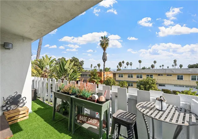 Homes for sale in Los Angeles, CA | 4065 Ursula #6, Los Angeles, CA 90008 | MLS# SW26023166