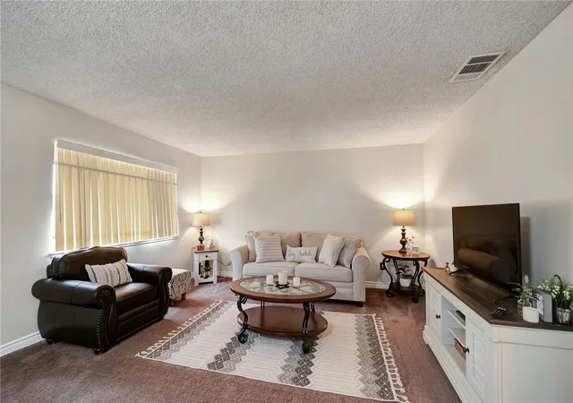 Listing Photo 4 - Condo for sale in building located at 3504 Rainbow Ln, Highland, CA 92346