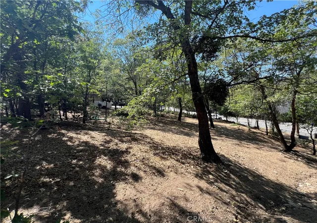 4th image of 28195 N Bay Rd, Lake Arrowhead, CA 92352 | MLS# GD26023416