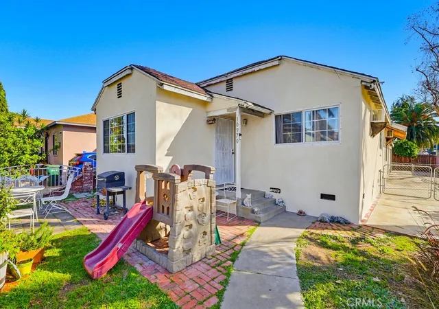 Homes for sale in Lynwood, CA | 10970 Ruth, Lynwood, CA 90262 | MLS# PW26023546