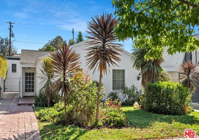 Photo 1 of Single family home for sale at 934 N La Jolla Ave, West Hollywood, CA 90046 | MLS# 26646073 | Listing updated on 2026-10-01