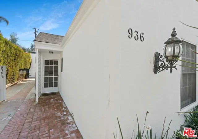 Photo 3 of Single family home for sale at 934 N La Jolla Ave, West Hollywood, CA 90046 | MLS# 26646073 | Listing updated on 2026-10-01