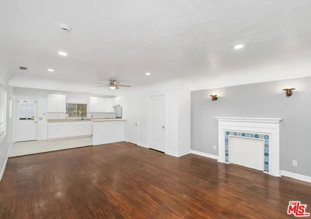 Photo 4 of Single family home for sale at 934 N La Jolla Ave, West Hollywood, CA 90046 | MLS# 26646073 | Listing updated on 2026-10-01