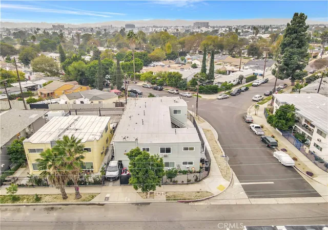 3rd image of 5887 Whitnall, North Hollywood, CA 91601 | MLS# SR26023696