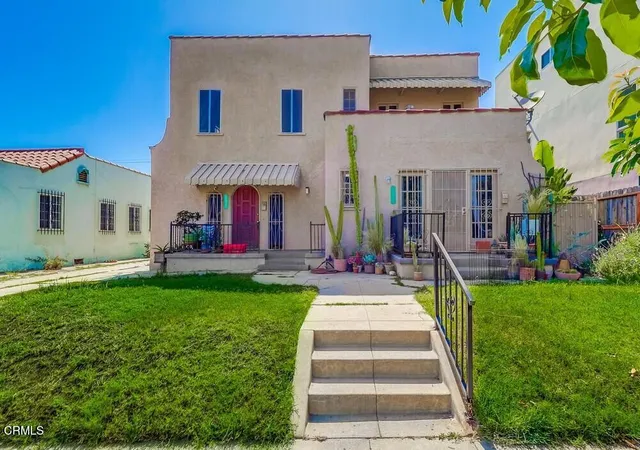 1st image of 833 835 Ridgewood, Los Angeles, CA 90038 | MLS# P1-25681