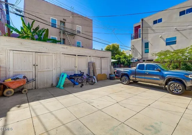 28th image of 833 835 Ridgewood, Los Angeles, CA 90038 | MLS# P1-25681