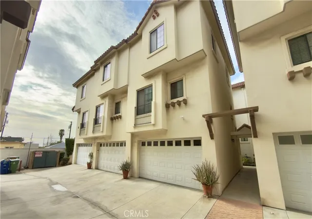 Homes for sale in San Fernando, CA | 1075 N Maclay #14, San Fernando, CA 91340 | MLS# SR26023809