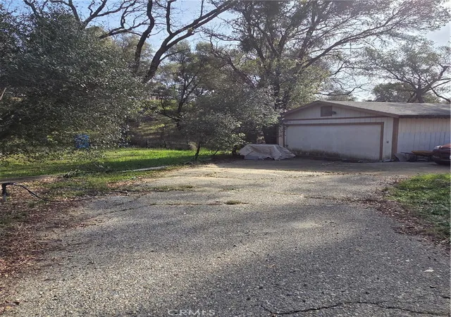 3rd image of 58348 Road 225, North Fork, CA 93643 | MLS# FR26022855
