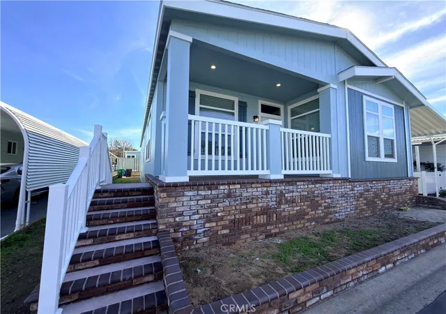 Photo 3 of Manufactured home for sale at 7218 San Lucas St #189, Carlsbad, CA 92011 | MLS# OC26023845 | Listing updated on 2026-10-06