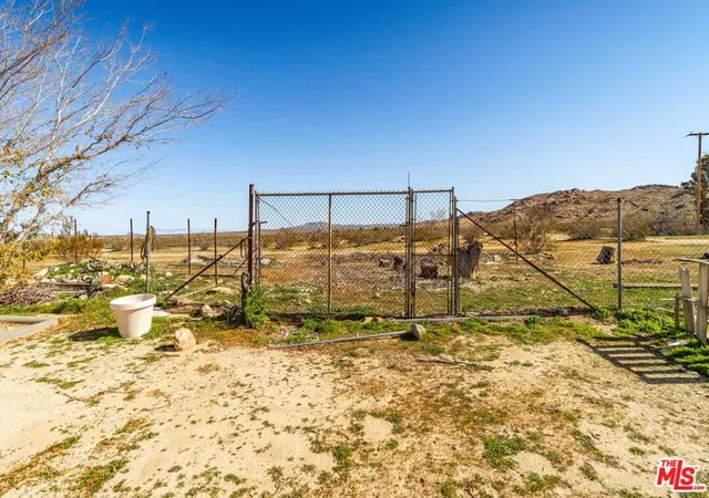 32nd image of 45611 250th St, Lancaster, CA 93535 | MLS# 26646315