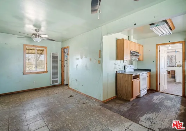 5th image of 45611 250Th St, Lancaster, CA 93535 | MLS# 26646315