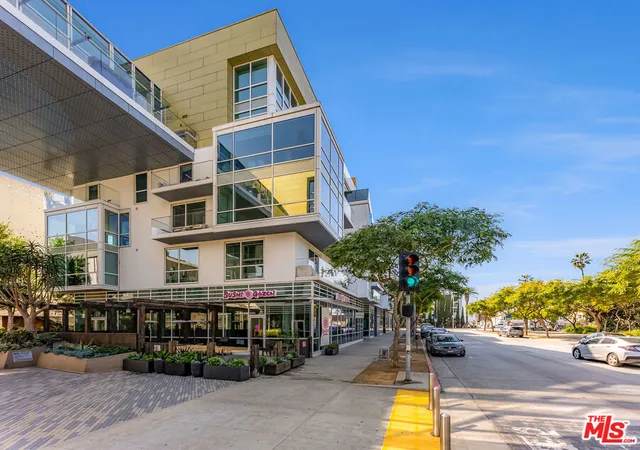 Homes for sale in Santa Monica, CA | 1705 Ocean Ave #208, Santa Monica, CA 90401 | MLS# 26644325