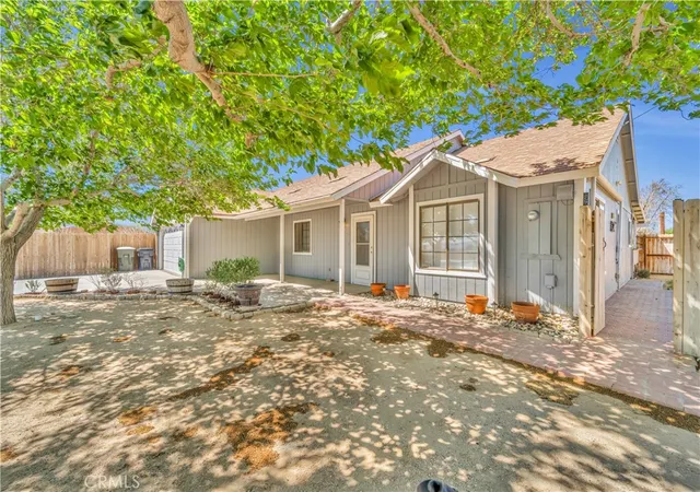 Photo 1 of Sale Pending at 3721 Stetson Ave, Rosamond, CA 93560 | MLS# SR26024144 | Listing updated on 2026-06-05