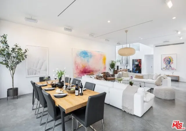 Photo 3 of Single family home for sale at 17 N Venice Blvd, Venice, CA 90291 | MLS# 26646417 | Listing updated on 2026-06-04