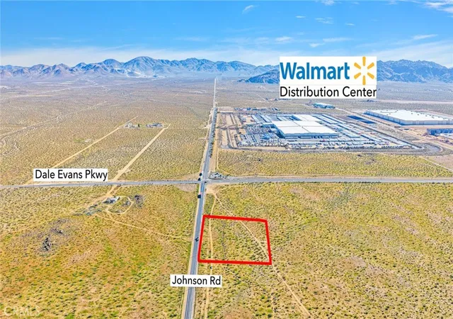 5th image of 1 Johnson Rd, Apple Valley, CA 92307 | MLS# HD26024201