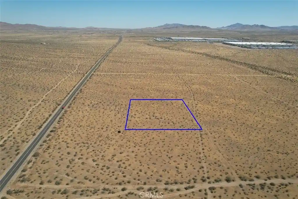 Photo 1 of Land for sale at 35 Gustine St, Apple Valley, CA 92307 | MLS# HD26024228 | Listing updated on 2026-08-29