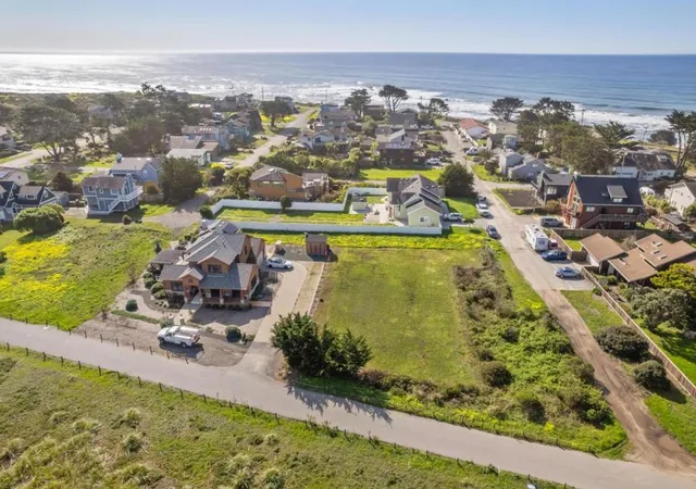 3rd image of 0 San Ramon Ave, Moss Beach, CA 94038 | MLS# ML82033474