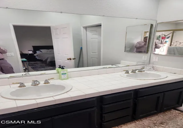 Photo 3 of Condo for sale at 18612 El Dorado Ct, Canyon Country, CA 91351 | MLS# 226000505 | Listing updated on 2026-04-09