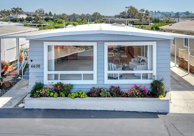 Homes for sale in Carlsbad, CA | 6610 Easy St, Carlsbad, CA 92011 | MLS# NDP2601064