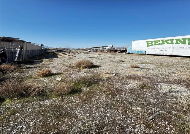 Photo 2 of Land for sale at 0 Vic Valleyline Rd Ave L6, Lancaster, CA 93535 | MLS# SR26024504 | Listing updated on 2026-04-10