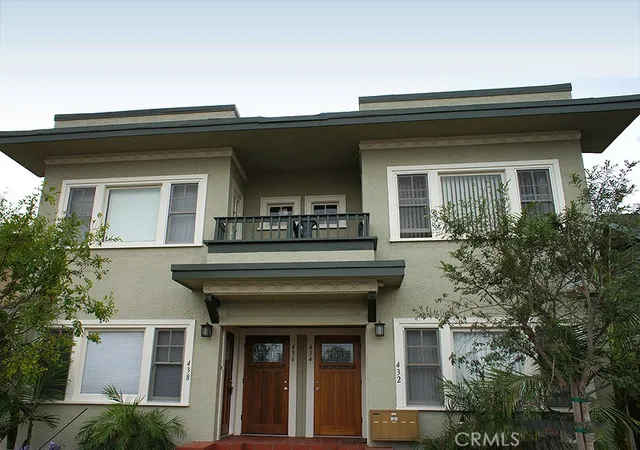 Homes for sale in Long Beach, CA | 432 E 6th St, Long Beach, CA 90802 | MLS# PW26011188