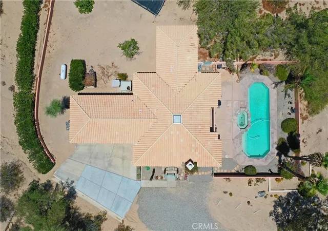 5th image of 6144 Carodean, Twentynine Palms, CA 92277 | MLS# JT26019681