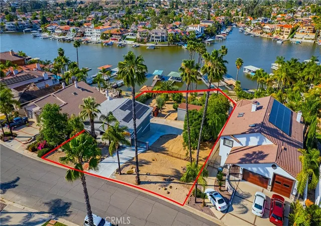 Photo 1 of Single family home for sale at 23256 Gray Fox Dr, Canyon Lake, CA 92587 | MLS# SW26024616 | Listing updated on 2026-09-20