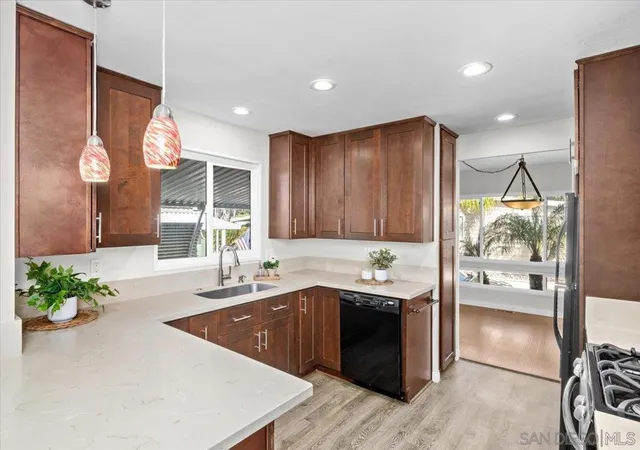 Photo 4 of Sale Pending at 7305 San Bartolo St #374, Carlsbad, CA 92011 | MLS# 260002560SD | Listing updated on 2026-09-30