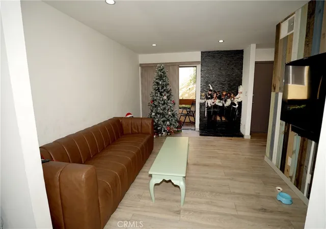 Homes for sale in Reseda, CA | 18954 Sherman Way #3, Reseda, CA 91335 | MLS# GD26022731